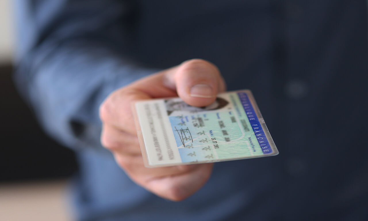 Renouvellement de cartes d'identité et Passeports : c'est ...